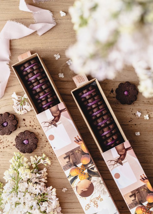 Markizy kruche maślane kakaowe z ganache porzeczkowym 