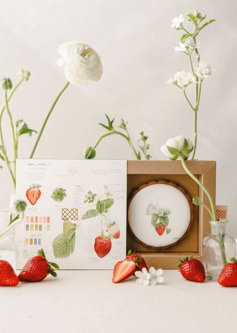 Pierniczek artystyczny Owoce - Truskawka w pudełku