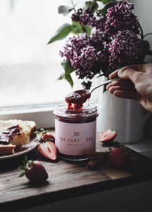 Konfitura truskawkowa z nutą cynamonu 330ml